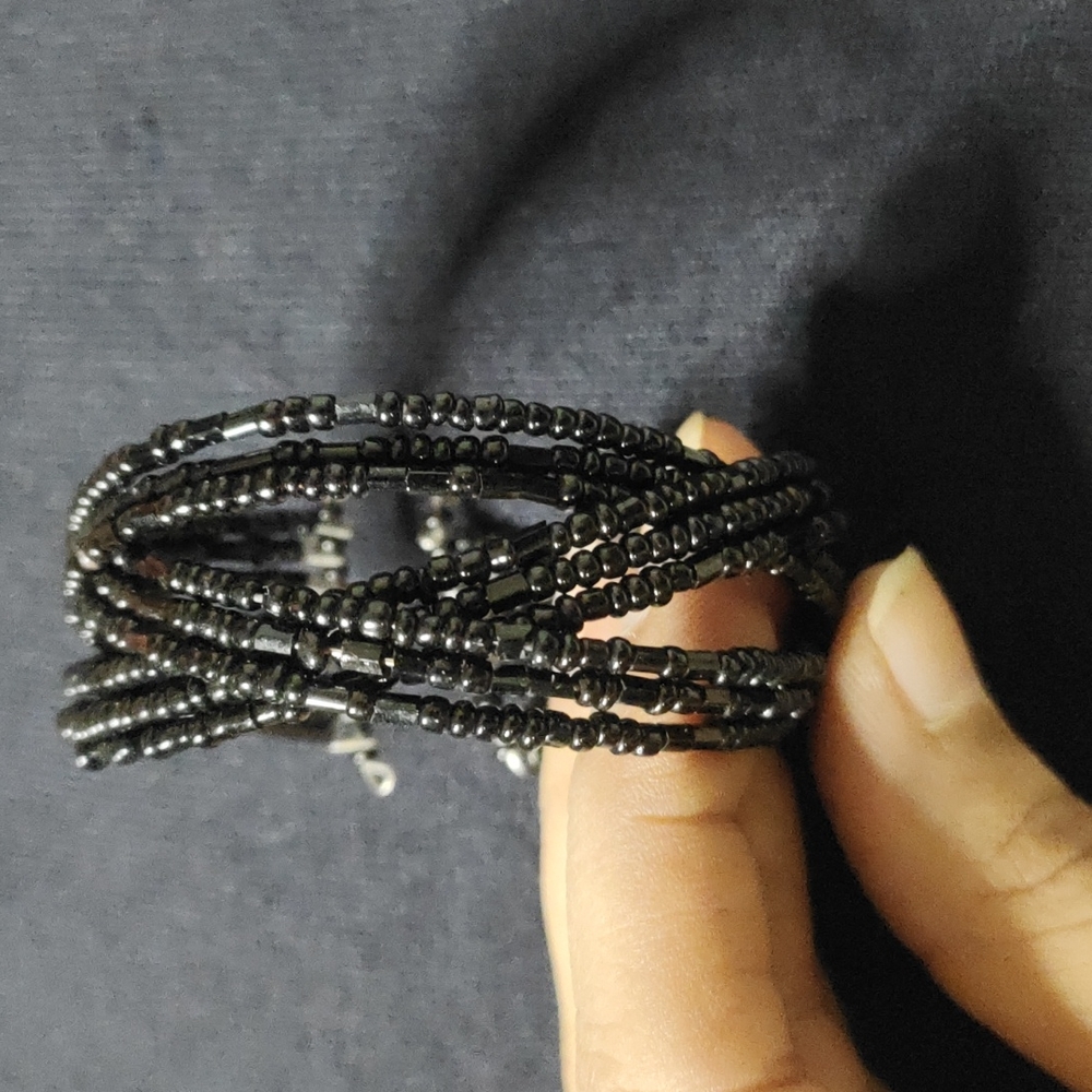 Multicolour adjustable cuff bracelet - Picture 5 of 6